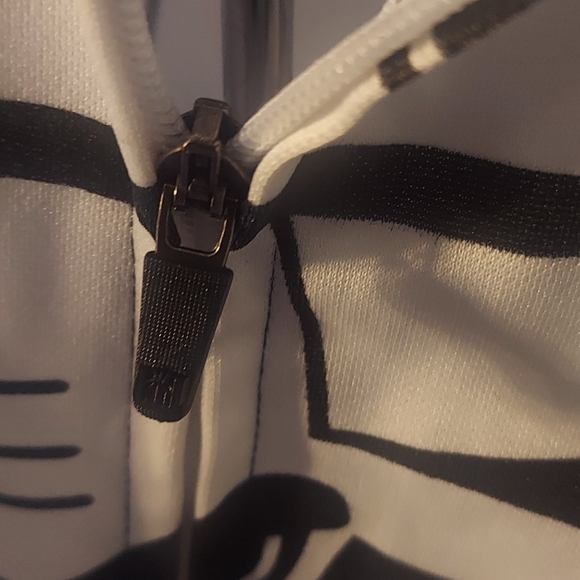 NBA Chicago Bulls polyester zip jacket xl - Picture 4 of 10